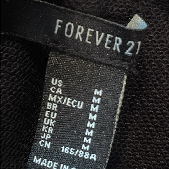 Forever 21 Crochet Sleeve Cropped Sweater Black Size: M Women's - Picture 4 of 5